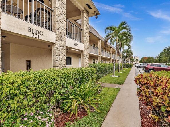 9855 Sandalfoot Boulevard 320, Boca Raton FL 33428
