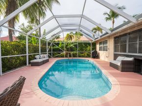 165 Cypress Trace, Royal Palm Beach FL 33411
