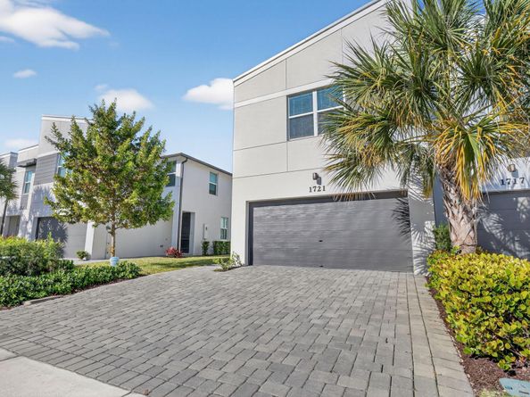 1721 Lindley Street, West Palm Beach FL 33407