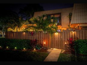 5739 57th Way, West Palm Beach FL 33409