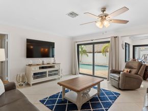 5570 NE 26 Ave, Fort Lauderdale FL 33308