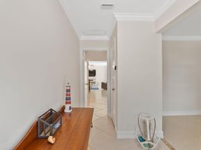 5570 NE 26 Ave, Fort Lauderdale FL 33308