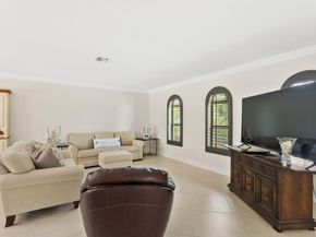 5570 NE 26 Ave, Fort Lauderdale FL 33308