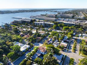 1629 S Lakeside Drive, Lake Worth Beach FL 33460