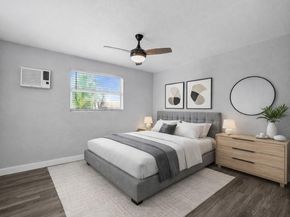 2261 NW 2nd Street, Pompano Beach FL 33069