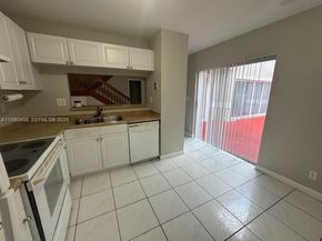 10944 Neptune Drive, Cooper City FL 33026