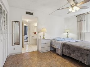 3050 N Holiday Springs Boulevard 101, Margate FL 33063