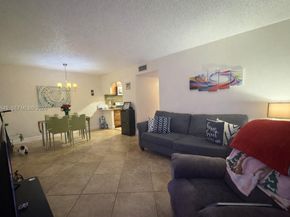 7423 SW 152nd Avenue 10103, Miami FL 33193