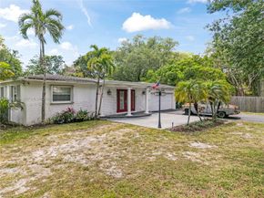 4020 SW 2nd Street, Plantation FL 33317