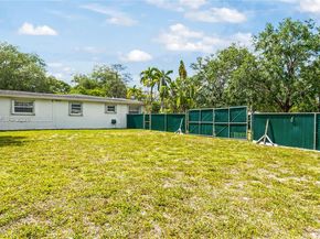 4020 SW 2nd Street, Plantation FL 33317