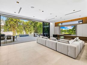 325 W 63rd Street, Miami Beach FL 33141