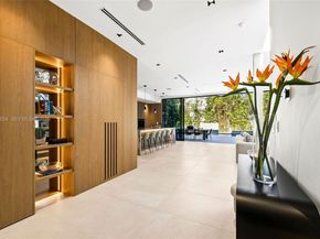 325 W 63rd Street, Miami Beach FL 33141