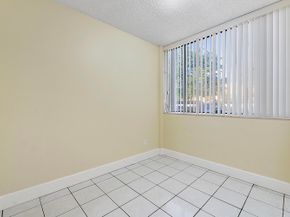 3100 NW 46th Street 102, Oakland Park FL 33309