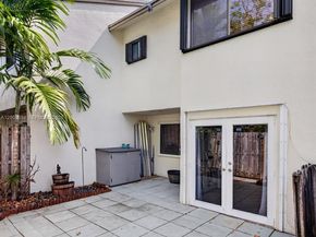 341 City View Drive, Fort Lauderdale FL 33311