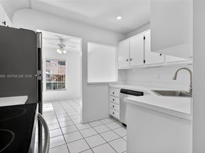 12422 Alternate A1a Q5 Q5, Palm Beach Gardens FL 33410