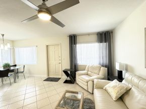 2880 Lake Osborne Drive 205, Lake Worth Beach FL 33461