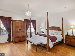 124 Bainbridge Street, Philadelphia PA 19147