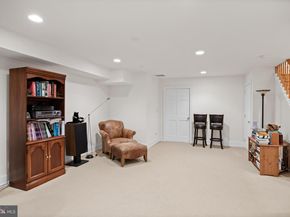 124 Bainbridge Street, Philadelphia PA 19147