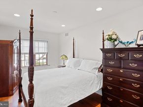 124 Bainbridge Street, Philadelphia PA 19147