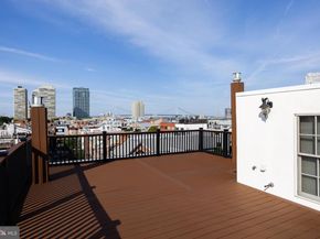 124 Bainbridge Street, Philadelphia PA 19147