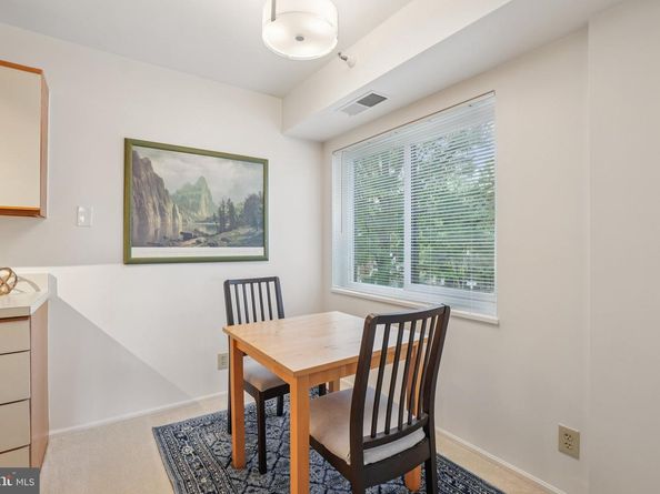 1600 N Oak Street 418, Arlington VA 22209