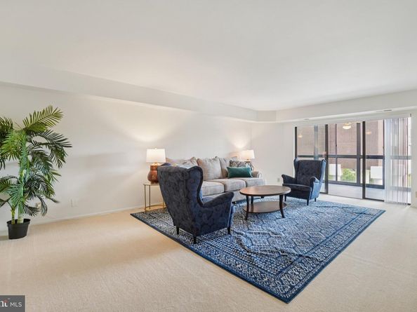 1600 N Oak Street 418, Arlington VA 22209