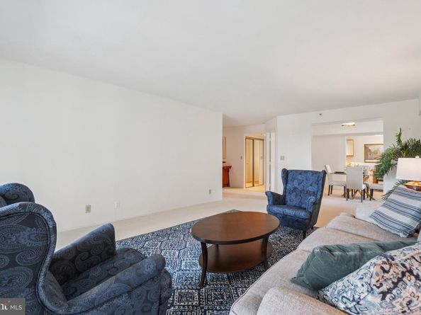 1600 N Oak Street 418, Arlington VA 22209