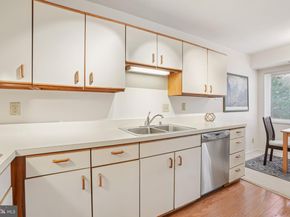 1600 N Oak Street 418, Arlington VA 22209