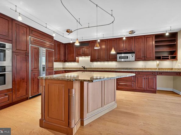 2555 Pennsylvania Avenue NW 409, Washington DC 20037
