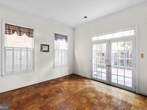 211 S West Street S, Alexandria VA 22314