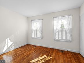 211 S West Street S, Alexandria VA 22314