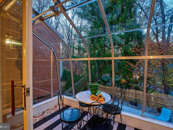 706 Blueberry Hill Road, Mclean VA 22101