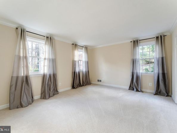 706 Blueberry Hill Road, Mclean VA 22101