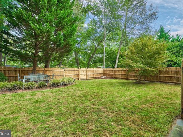 706 Blueberry Hill Road, Mclean VA 22101