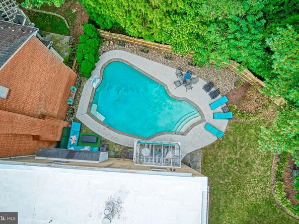 706 Blueberry Hill Road, Mclean VA 22101