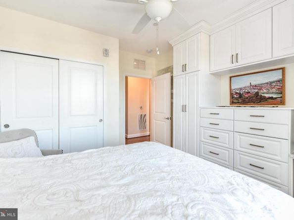 2960 Vaden Drive 2406, Fairfax VA 22031