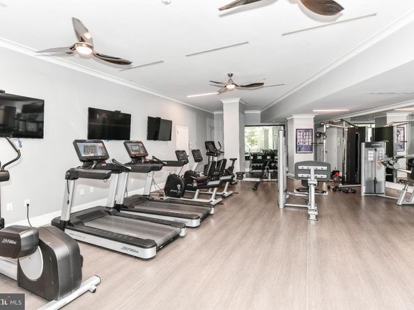 2960 Vaden Drive 2406, Fairfax VA 22031