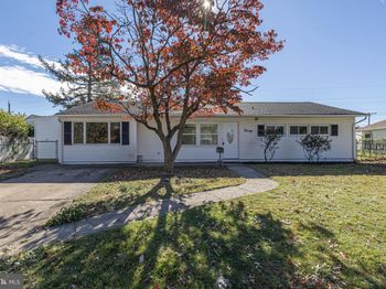 20 Serpentine Lane