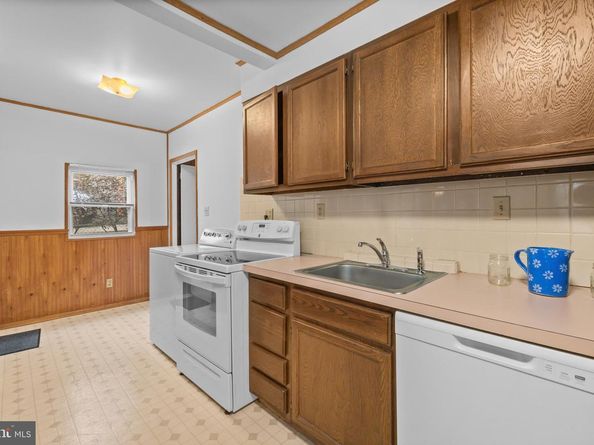 4 Russell Road, Cabin John MD 20818