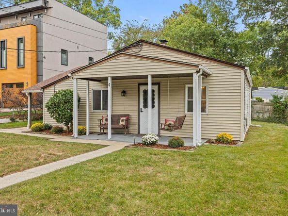 4 Russell Road, Cabin John MD 20818