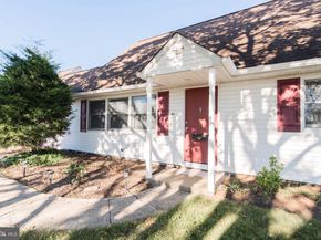 41 Valentine Lane, Levittown PA 19054