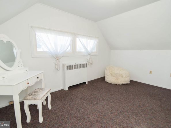 41 Valentine Lane, Levittown PA 19054