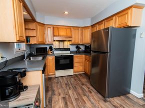 41 Valentine Lane, Levittown PA 19054
