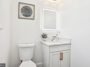 322 56TH Street NE, Washington DC 20019