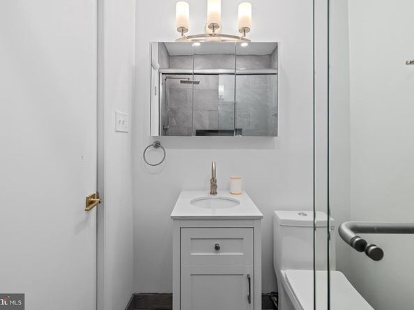 2834 R Street SE 6, Washington DC 20020