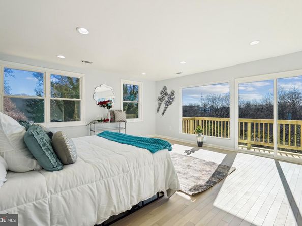 2528 Elvans Road SE, Washington DC 20020