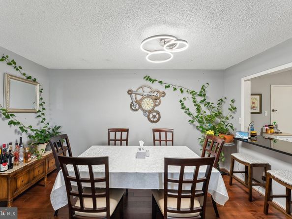 1800 Old Meadow Road 1204, Mclean VA 22102