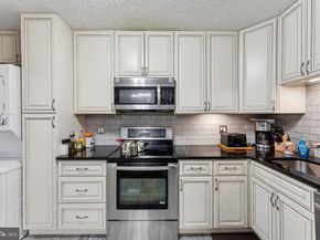 1800 Old Meadow Road 1204, Mclean VA 22102