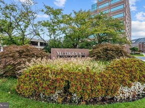 2711 Bellforest Court 109, Vienna VA 22180