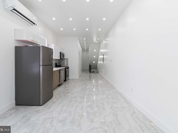 1104 N 42nd Street, Philadelphia PA 19104